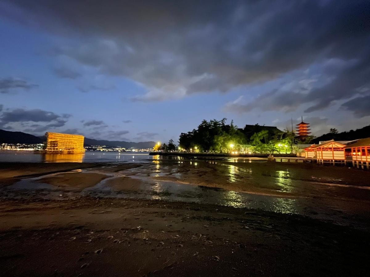 Miyajima Morinoyado Hotell Hatsukaichi Exteriör bild
