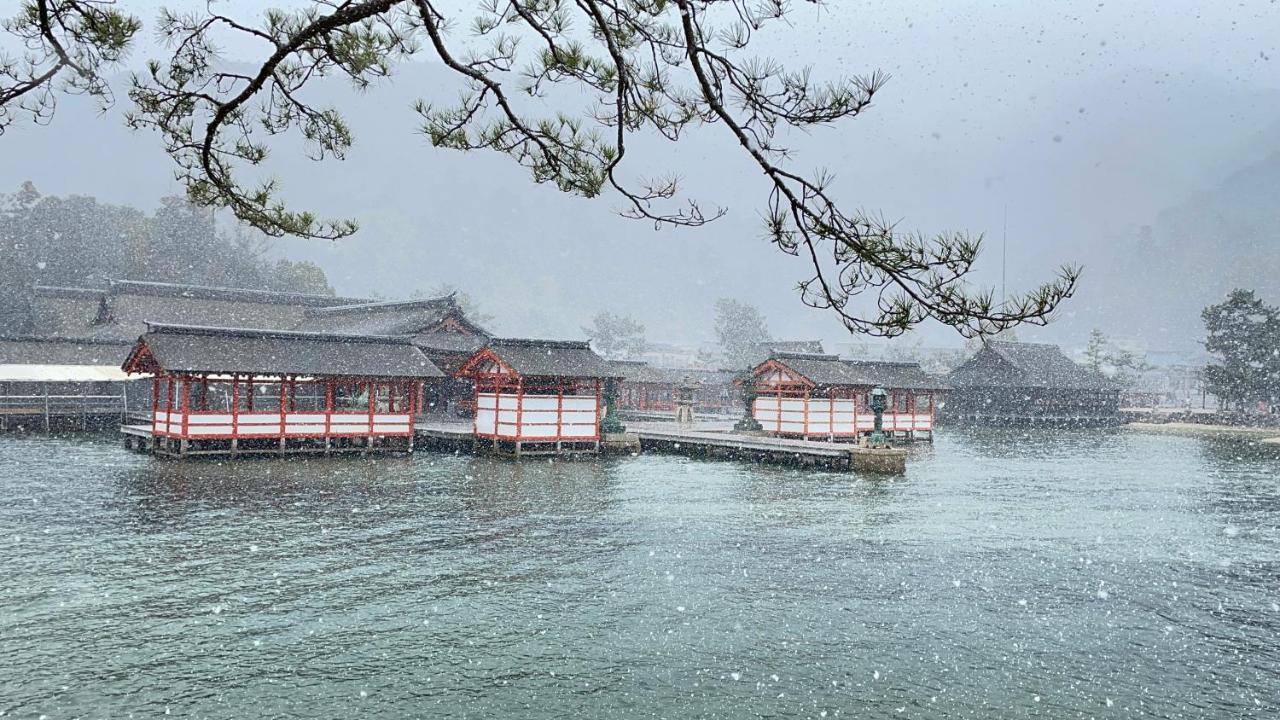 Miyajima Morinoyado Hotell Hatsukaichi Exteriör bild